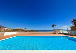 Ocean View apartment! Pool! Parking! CS123